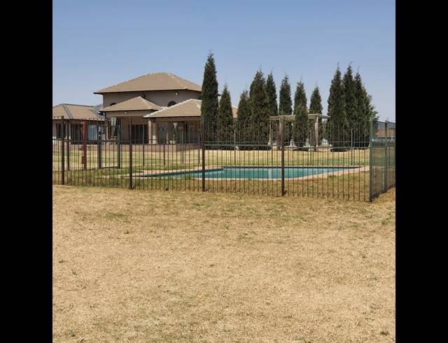 3 BEDROOM PROPERTY TO RENT IN PARKRAND